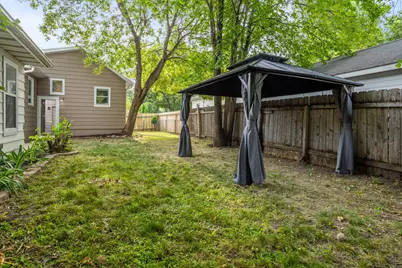 405 14th Street N, Moorhead, MN 56560 - Photo 32