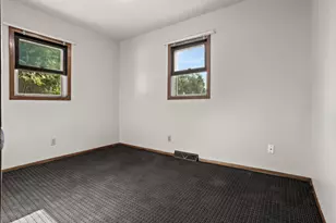 405 14th St N, Moorhead, MN 56560 - Photo 6