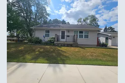 701 N Auburn Avenue, Eveleth, MN 55734 - Photo 2