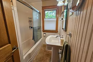 701 N Auburn Ave, Eveleth, MN 55734 - Photo 12