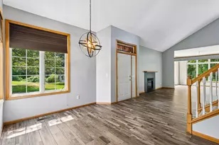 3849 Stonehaven Ct, Anoka, MN 55303 - Photo 4