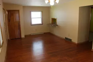 114 Fairfax St, Winona, MN 55987 - Photo 2