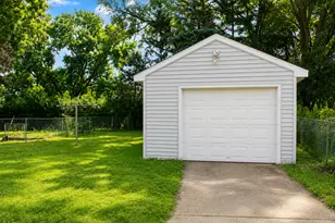 114 Fairfax St, Winona, MN 55987 - Photo 10