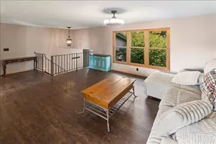 14494 Upper Guthrie Ct, Apple Valley, MN 55124 - Photo 8