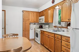 503 S 9th St, La Crescent, MN 55947 - Photo 2