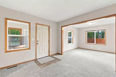 4209 Zane Avenue N, Robbinsdale, MN 55422 - Photo 4