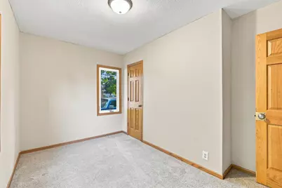 4209 Zane Avenue N, Robbinsdale, MN 55422 - Photo 10