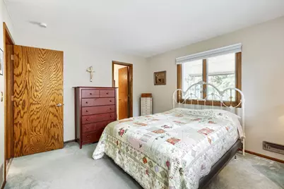 2981 Farrington Avenue, Roseville, MN 55113 - Photo 14