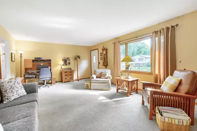 2981 Farrington Avenue, Roseville, MN 55113 - Photo 6