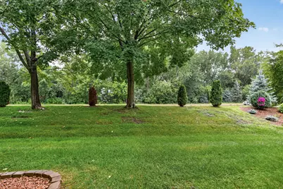 5545 126th Street W, Apple Valley, MN 55124 - Photo 4