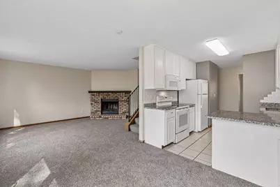 8605 Maplebrook Parkway N, Brooklyn Park, MN 55445 - Photo 6