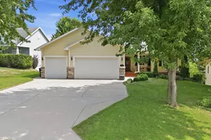 1809 Michigan Dr, Northfield, MN 55057 - Photo 1