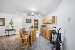 4852 Hillvale Ave N, Oakdale, MN 55128 - Photo 24