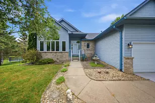 4852 Hillvale Ave N, Oakdale, MN 55128 - Photo 30