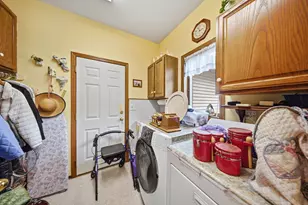 4852 Hillvale Ave N, Oakdale, MN 55128 - Photo 20