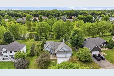 4852 Hillvale Avenue N, Oakdale, MN 55128 - Photo 34