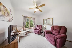 4852 Hillvale Ave N, Oakdale, MN 55128 - Photo 14