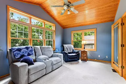 1976 Castle Court E, Maplewood, MN 55109 - Photo 16