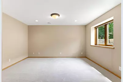 1976 Castle Court E, Maplewood, MN 55109 - Photo 28