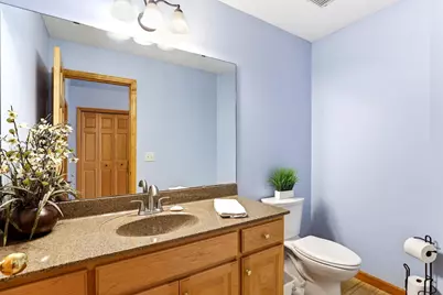 1976 Castle Court E, Maplewood, MN 55109 - Photo 24