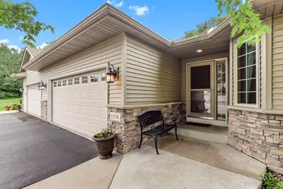 1976 Castle Court E, Maplewood, MN 55109 - Photo 2