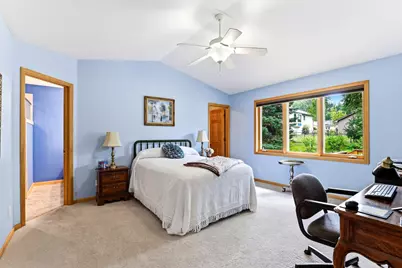 1976 Castle Court E, Maplewood, MN 55109 - Photo 18