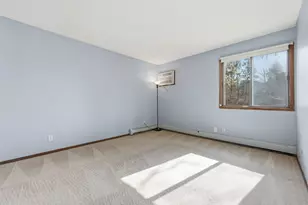 11160 Anderson Lakes Pkwy, Eden Prairie, MN 55344 - Photo 20