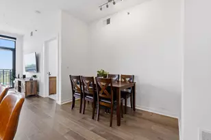 1240 2nd Street S, Minneapolis, MN 55415 - Photo 10