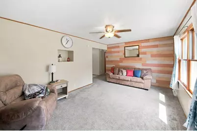 912 S 3rd Avenue, Albert Lea, MN 56007 - Photo 4