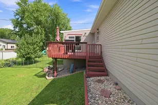 912 S 3rd Ave, Albert Lea, MN 56007 - Photo 4
