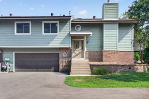 11219 Xavier Rd, Bloomington, MN 55437 - Photo 2
