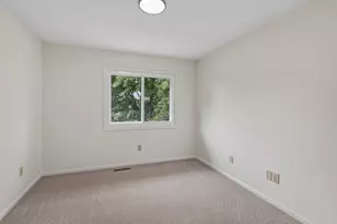 11219 Xavier Rd, Bloomington, MN 55437 - Photo 12