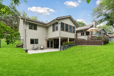 15411 Village Woods Drive, Eden Prairie, MN 55347 - Photo 40