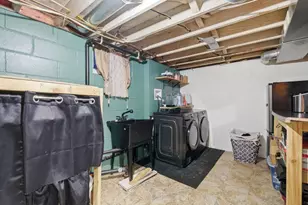 5252 Washburn Ave N, Minneapolis, MN 55430 - Photo 22
