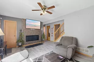 5252 Washburn Ave N, Minneapolis, MN 55430 - Photo 8