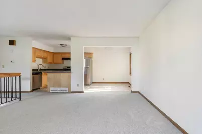 2640 Shenandoah Lane N, Plymouth, MN 55447 - Photo 8