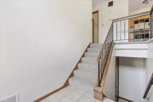 2640 Shenandoah Ln N, Plymouth, MN 55447 - Photo 6