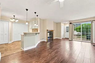 1770 Donegal Dr, Woodbury, MN 55125 - Photo 10