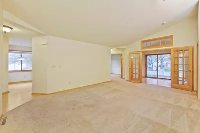 539 Lovell Avenue, Roseville, MN 55113 - Photo 12