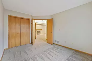 539 Lovell Ave, Roseville, MN 55113 - Photo 14