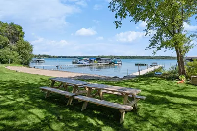 3951 Country Oaks Drive, Chanhassen, MN 55331 - Photo 48