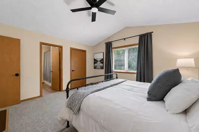 3951 Country Oaks Drive, Chanhassen, MN 55331 - Photo 30