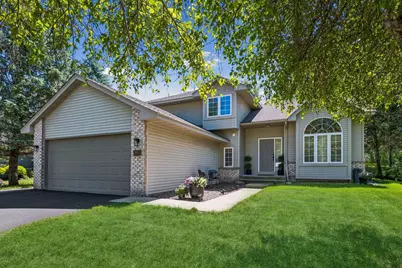3951 Country Oaks Drive, Chanhassen, MN 55331 - Photo 2