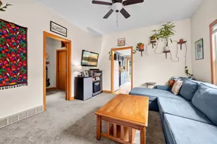 1404 12th Ave NE, Minneapolis, MN 55413 - Photo 8