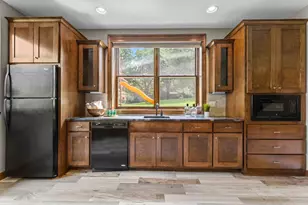15413 Robinwood Dr, Minnetonka, MN 55345 - Photo 44