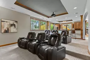 15413 Robinwood Dr, Minnetonka, MN 55345 - Photo 40