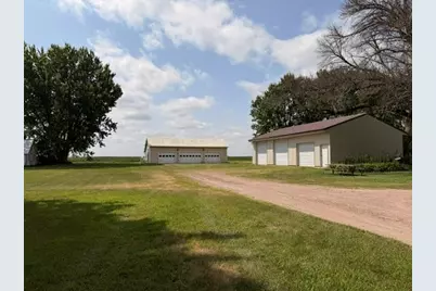 52563 County Road 47, Bingham Lake, MN 56118 - Photo 16