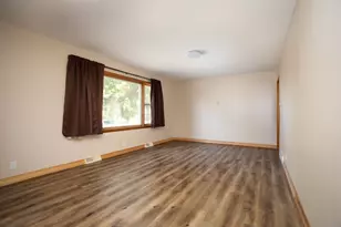 407 Fillmore St, Alexandria, MN 56308 - Photo 2
