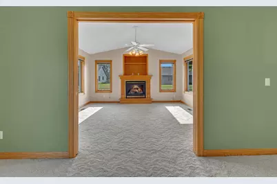 680 West River Dr, New London, MN 56273 - Photo 24