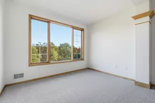 11460 Fairfield Rd W, Minnetonka, MN 55305 - Photo 16